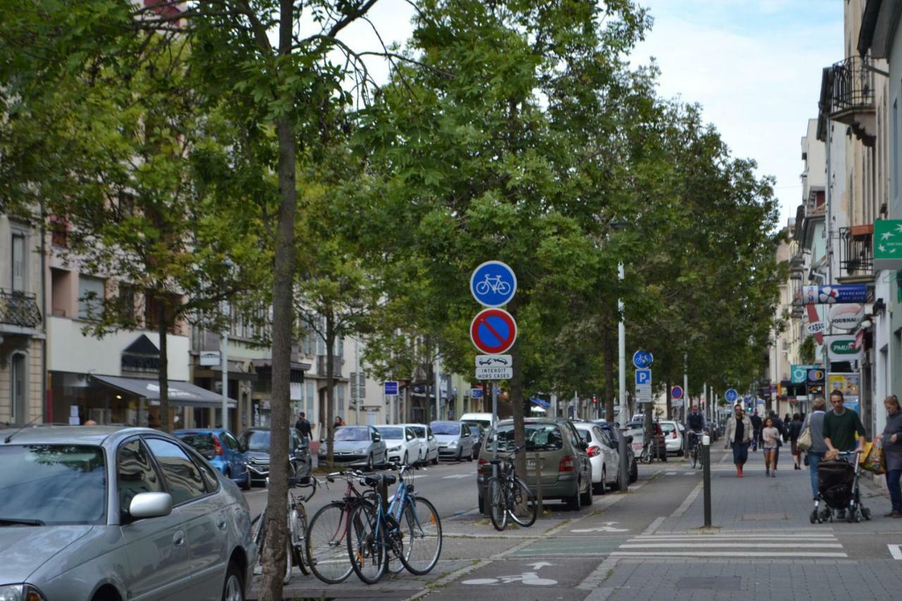 Meuble Plume-parking-quartier Vivant Apartment