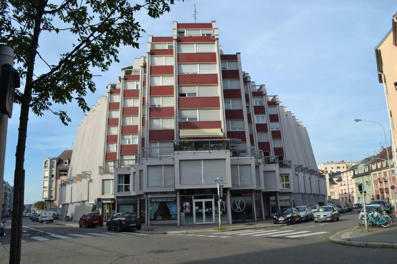 Apartment Meuble Plume-parking-quartier Vivant Strasbourg