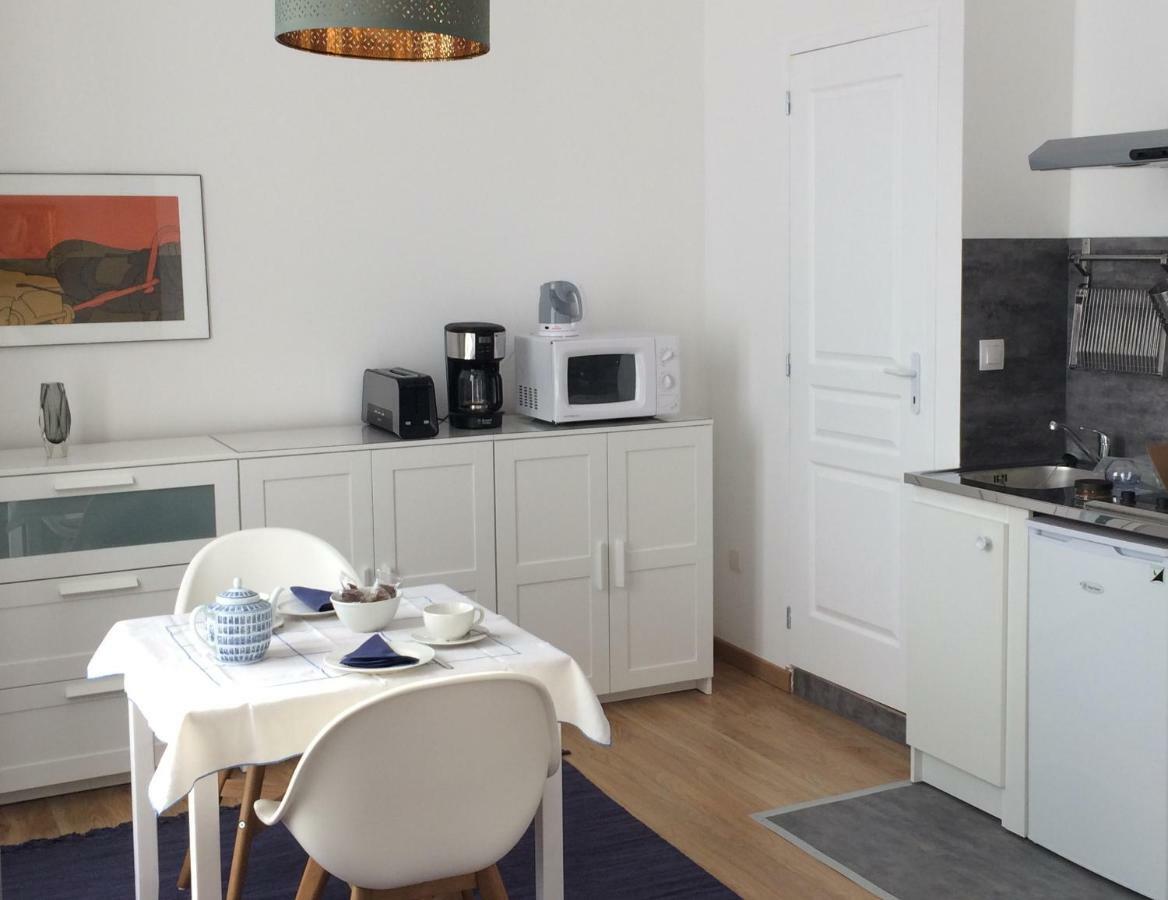 Lola Apartment