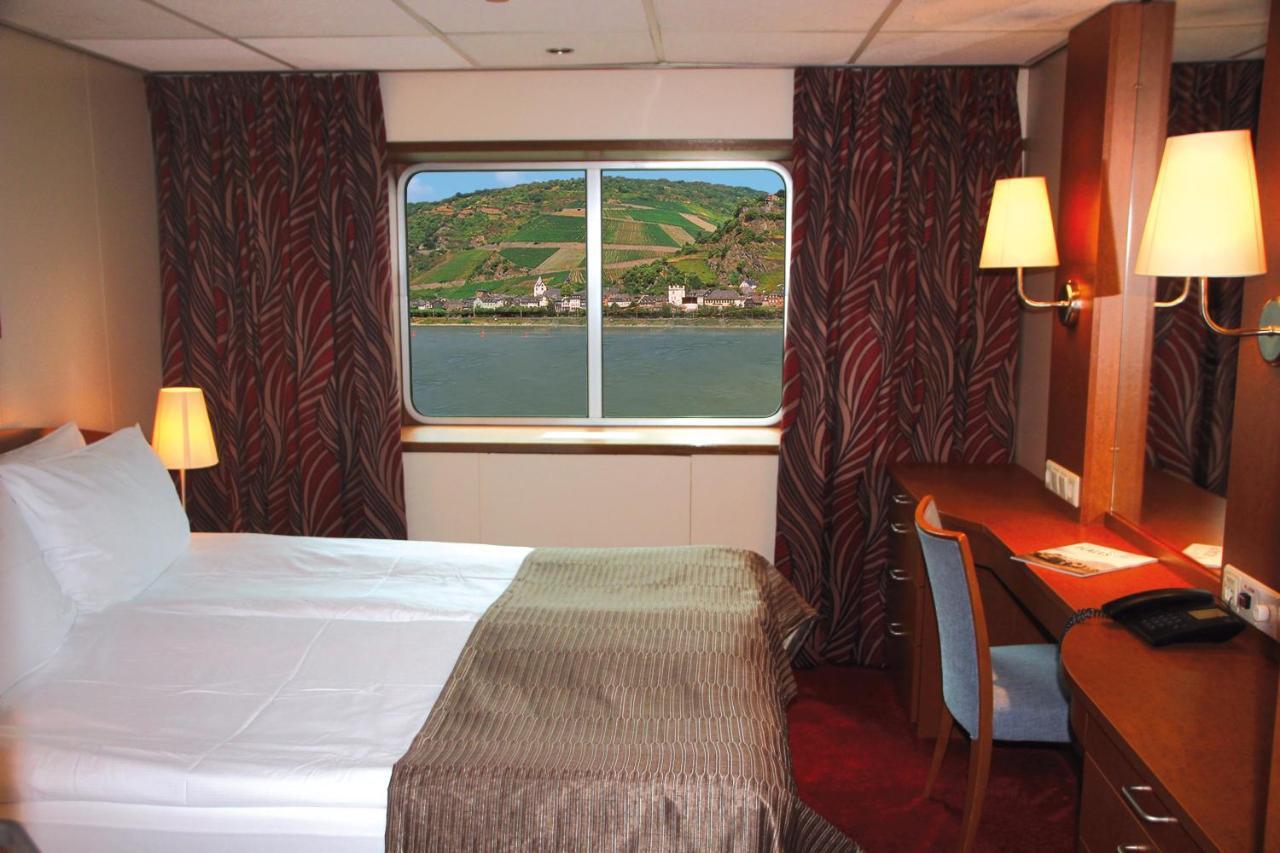 Botel Bateau-hotel Ms Carmen *