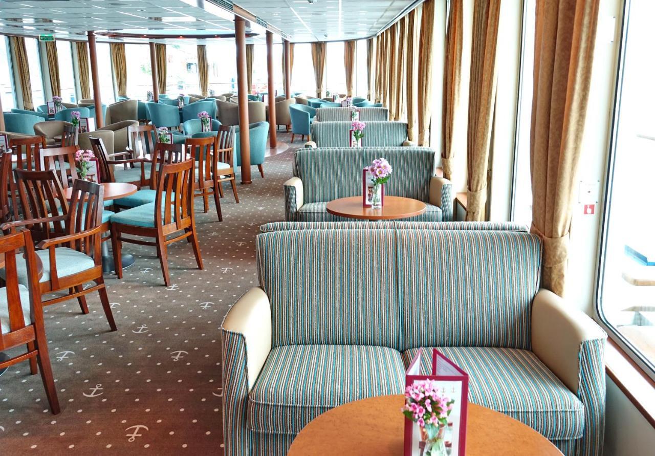 Bateau-hotel Ms Carmen * Strasbourg