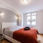 Appartement Arcade En Hyper Centre Avec Parking