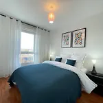 Appartement Calme Avec Balcon, A 4Km Du Centre, Parking, Wi-Fi, Netflix Gratuit