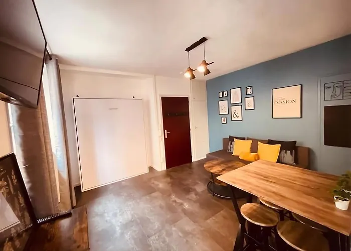 Le Petit Refuge - Agreable Studio Au Coeur De La Krutenau