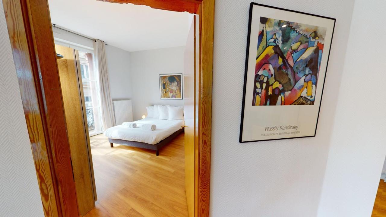 Bleu Mesange - 2 Bedrooms And 2 Bathrooms *
