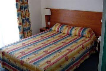 Le 21eme Hotel 2*