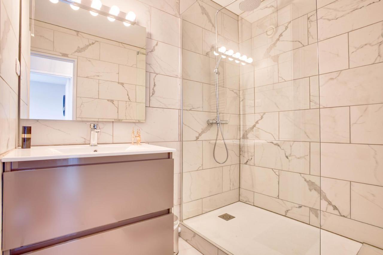 Apartament Urban Chic Cathedral View - Parking, Tram, 8 Min Center