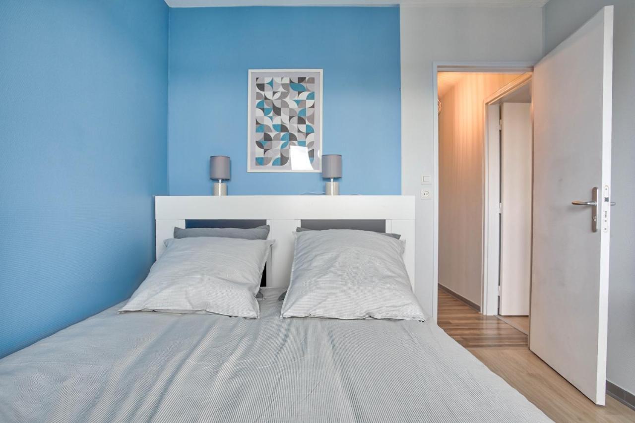 Urban Chic Cathedral View - Parking, Tram, 8 Min Center Apartament *
