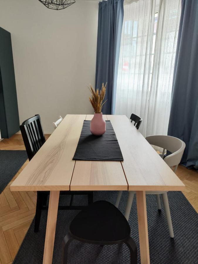 Apartment Centre Place Des Halles