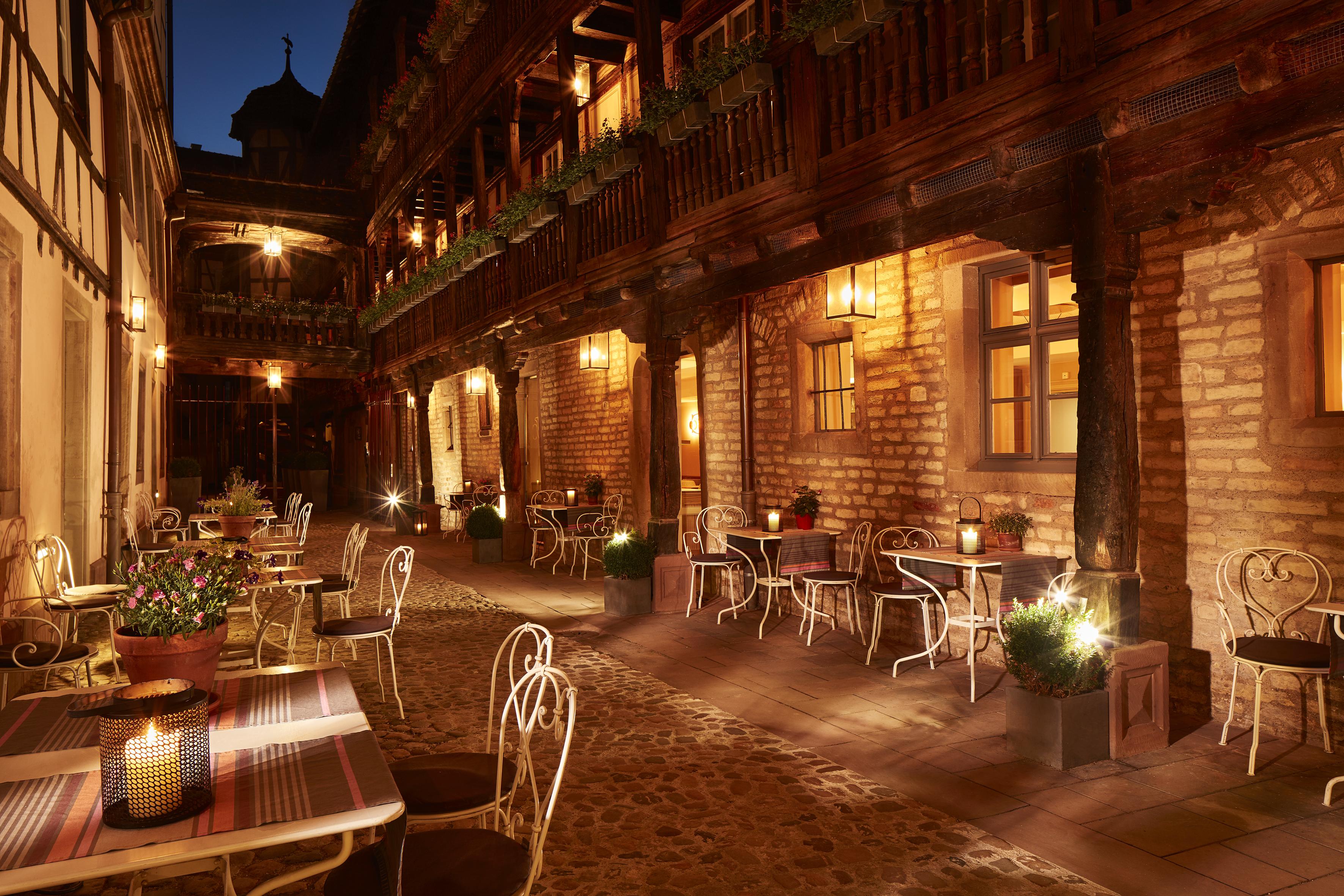 Hotel Cour Du Corbeau - Mgallery 4*
