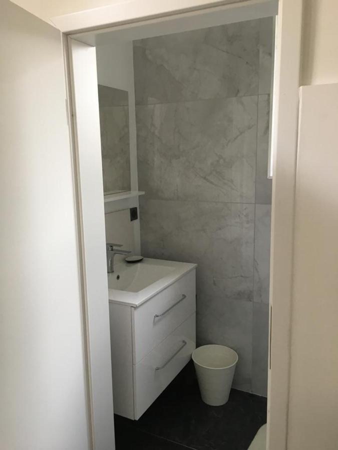 Joli Studio Orangerie Apartment *