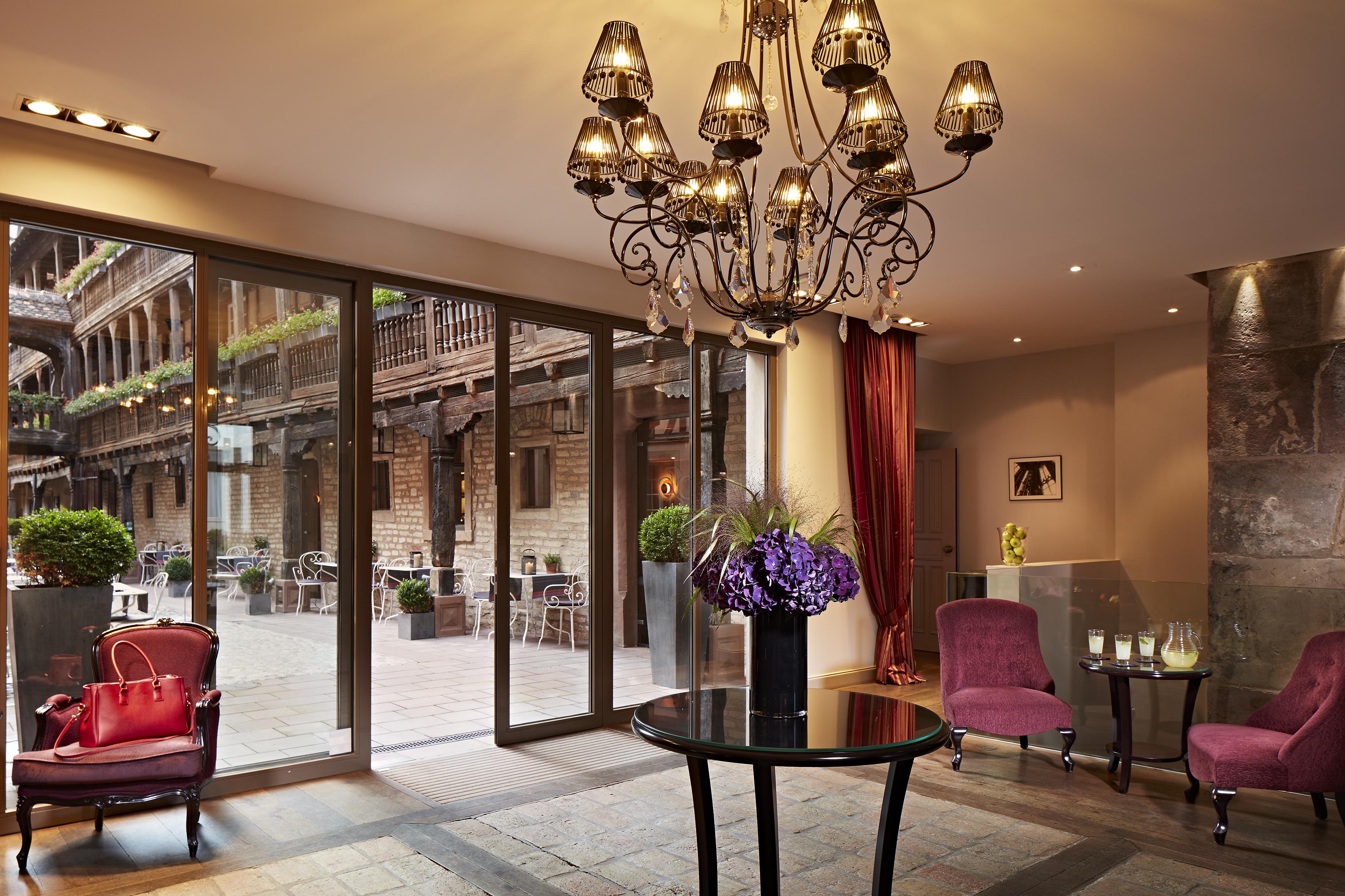 Hotel Cour Du Corbeau - Mgallery 4*