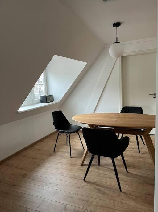 Le Donjon 120 M2 5mn Centre Au Calme *