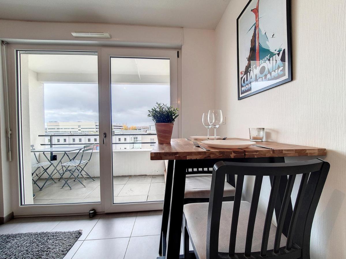Mathis - Tram - - Recent Apartment