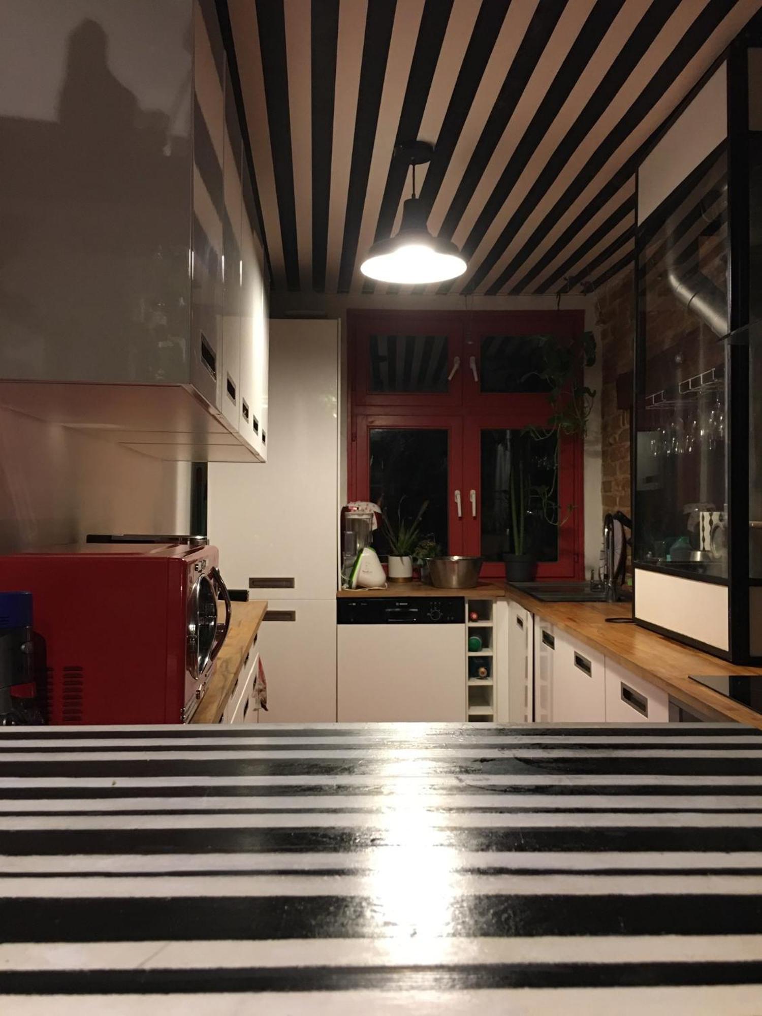 Triplex Avec Terrasse, Aux Pieds De La Cathedrale, 5 Personnes Apartment *