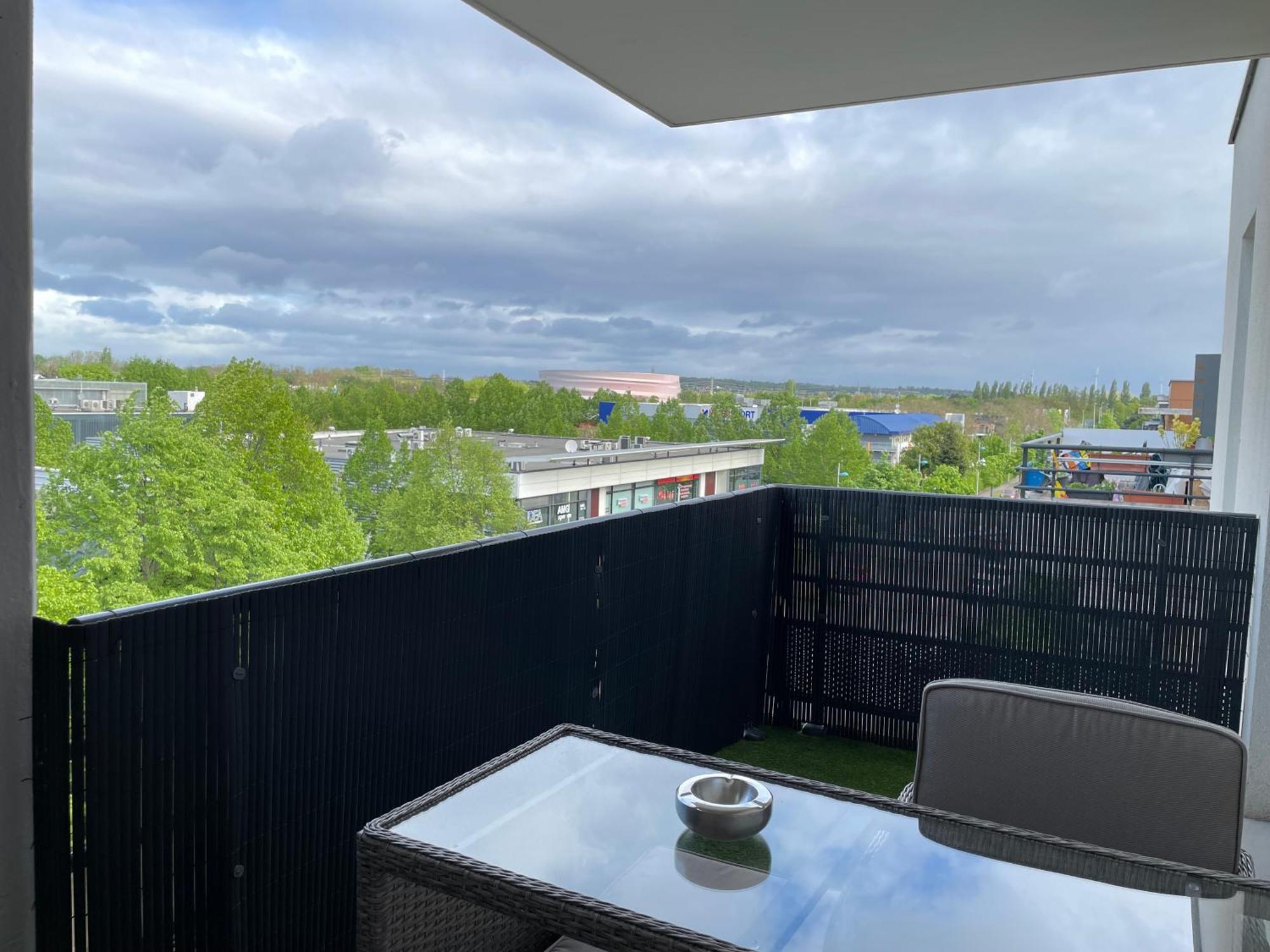 Calme Avec Balcon, A 4km Du Centre, Parking, Wi-fi, Netflix Gratuit Estrasburgo