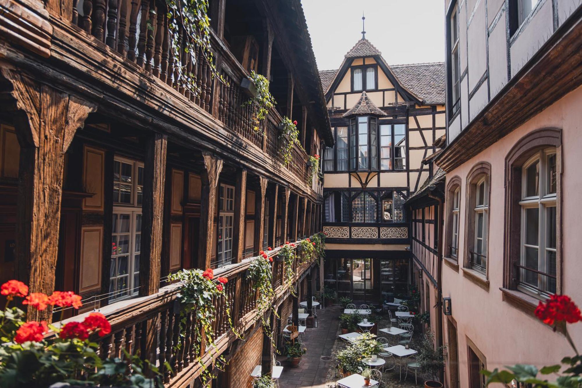 Cour Du Corbeau - Mgallery Hotel