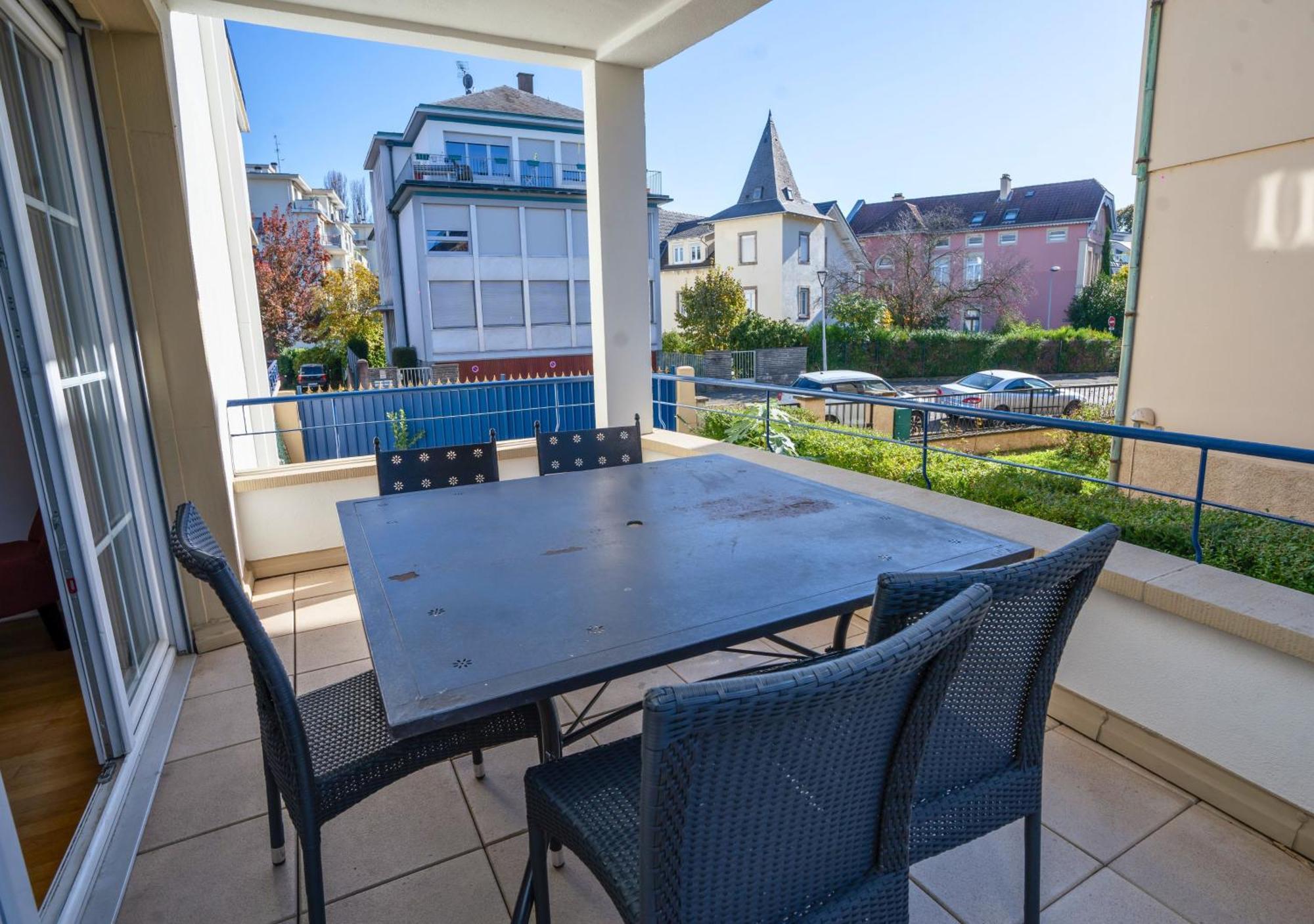 Avec Terrasse Dans Daire *