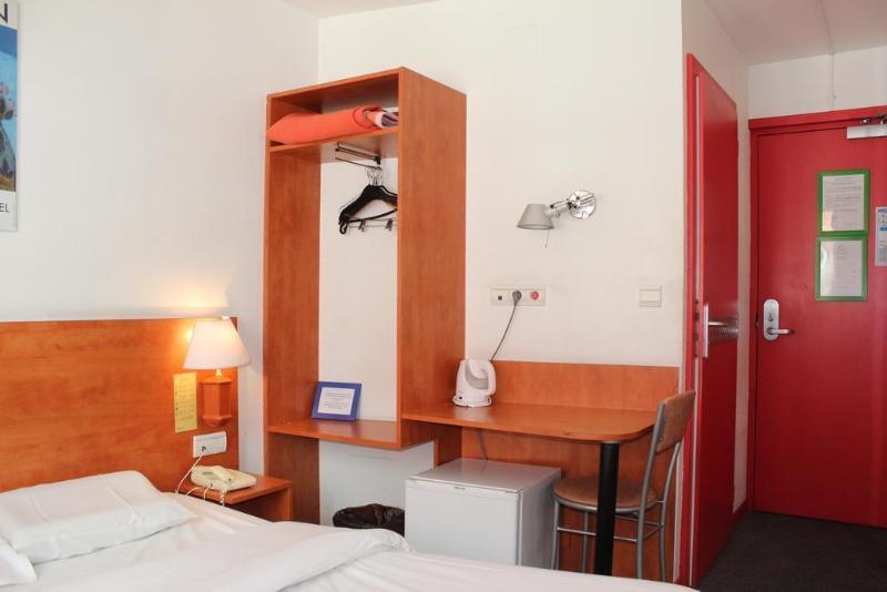 Le 21eme Hotel 2*