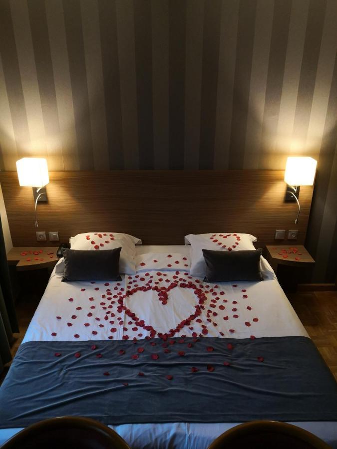 Hotel Logis Restaurant Au Cerf D'or Straatsburg