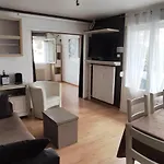 Pretty 4-Room Apartment In A Quiet Area 3 Bedrooms