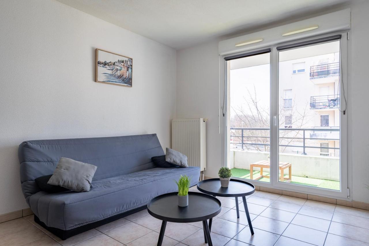 Apartment Le Zenith - Parking Prive & Wifi - 5 Min Zenith De