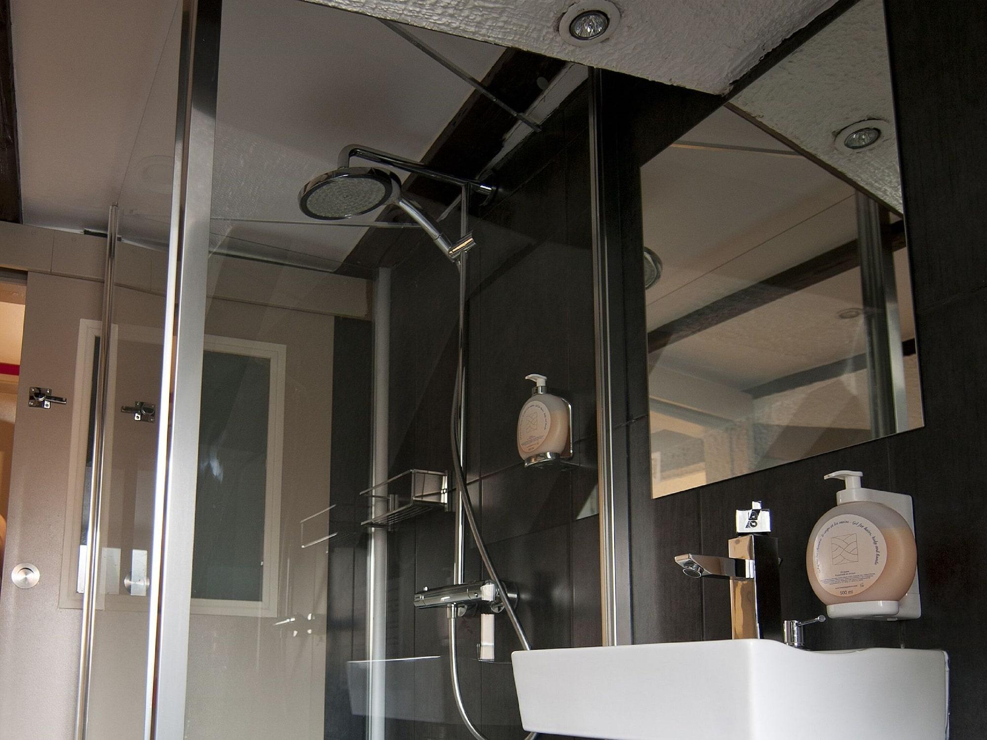Hotel Le Grillon Estrasburgo