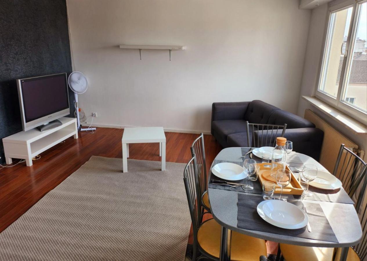 Apartment T3 Lumineux Avec Parking Prive *