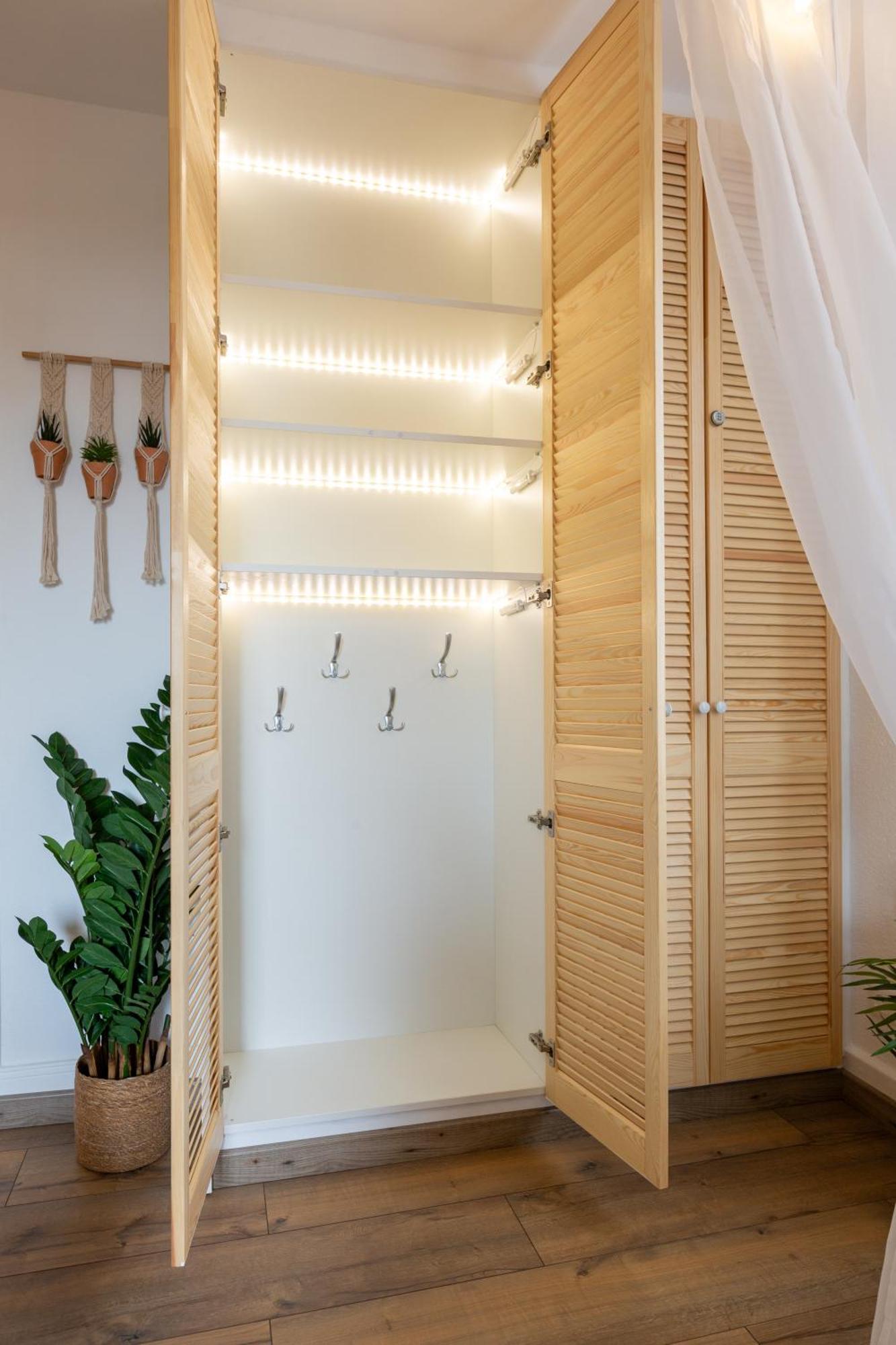Lit Rond Tres Grand Et Confortable - Garage Possible Ou Parking Gratuit Rue - Gare 2 Min Et 4 Min En Tram - Ciel Etoile - Netflix Videoprojecteur - Luxe Et Evasion Apartment Straßburg