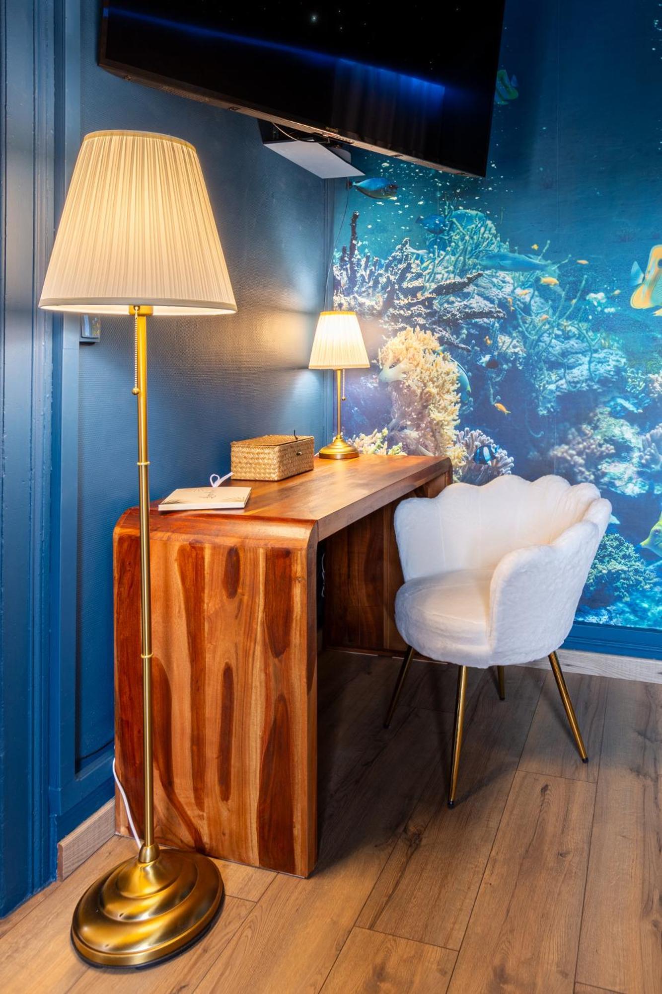 Lit Rond Tres Grand Et Confortable - Garage Possible Ou Parking Gratuit Rue - Gare 2 Min Et 4 Min En Tram - Ciel Etoile - Netflix Videoprojecteur - Luxe Et Evasion
