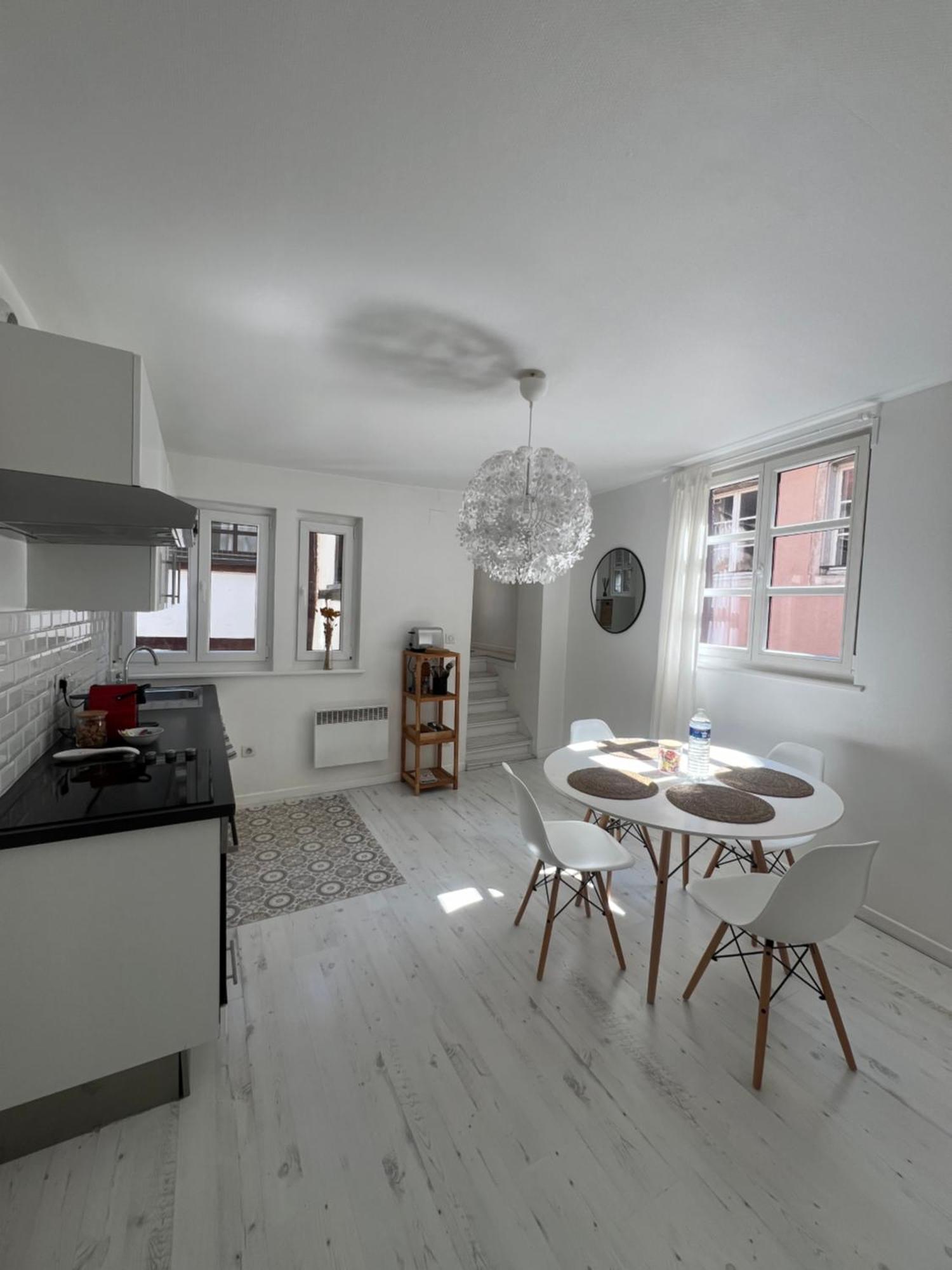 Appartement Nid Douillet Au Calme, A 2 Pas De La Cathedrale Straatsburg