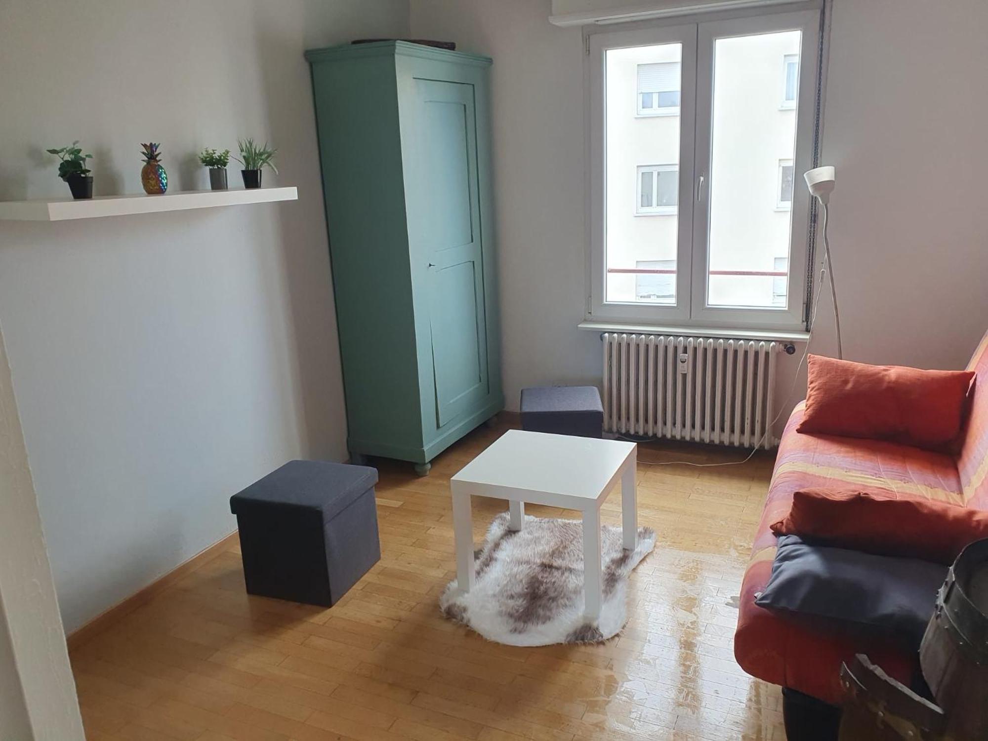 Apartment #6 : 2 Pieces Dernier Etage Tres Calme 40m2 Straßburg