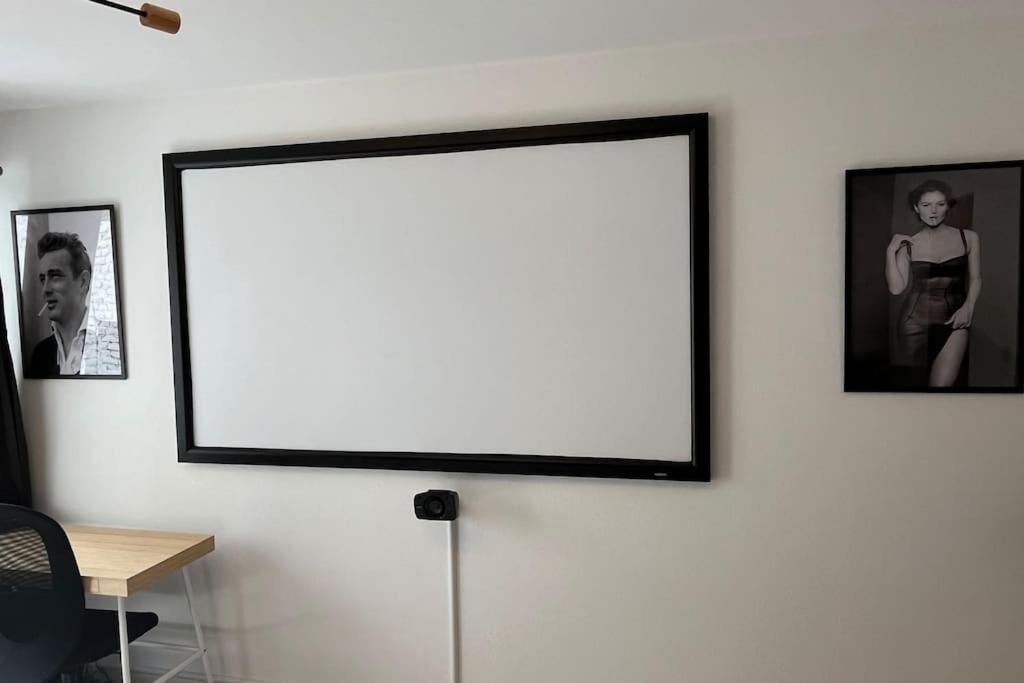 Apartment Petit Hollywood 2 Personnes *