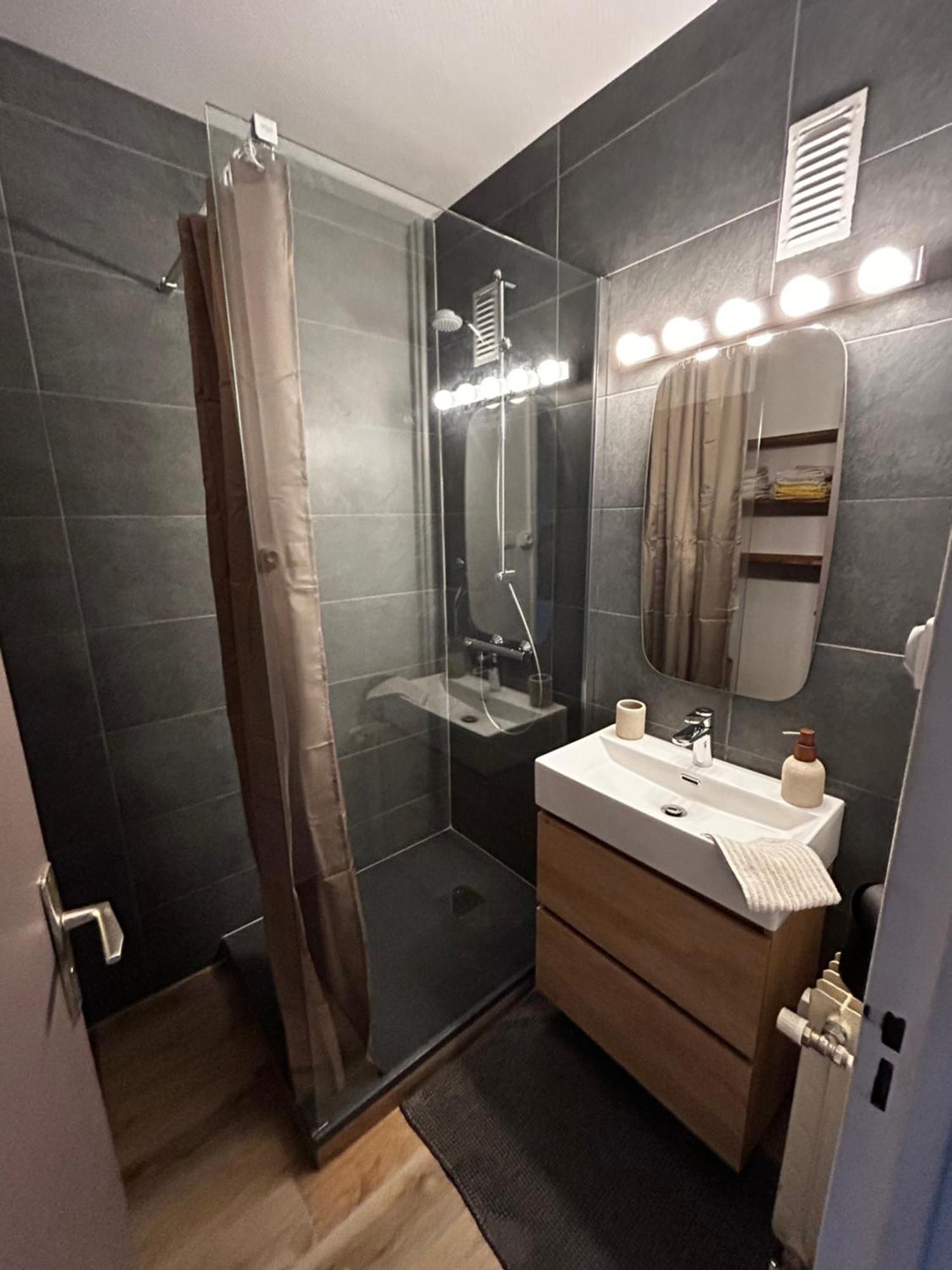 Apartment 4 Personnes Confort A *