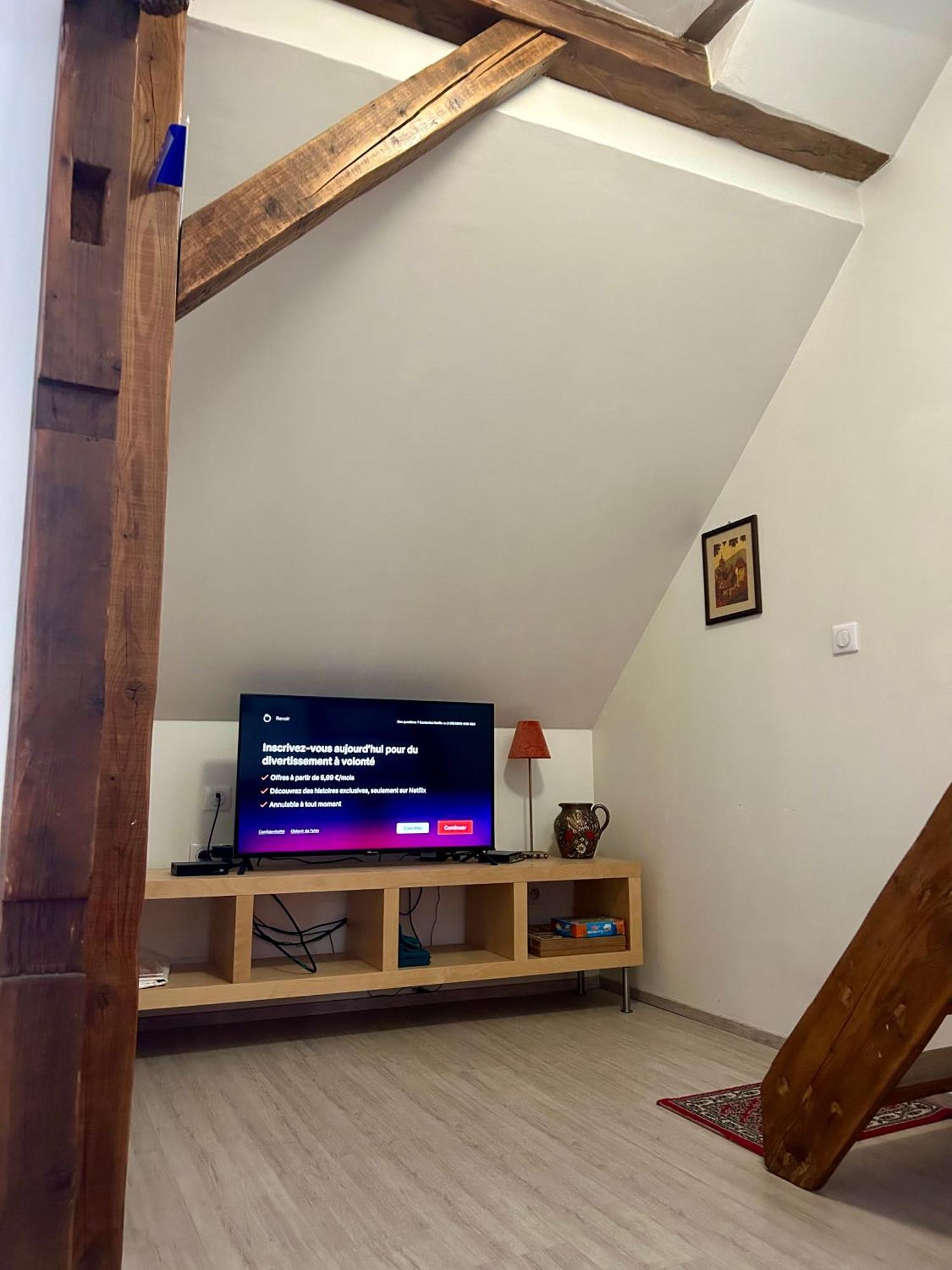 Guest house Ravissant 3p 90m2 Au Calme, Proche Du Parlement Europeen