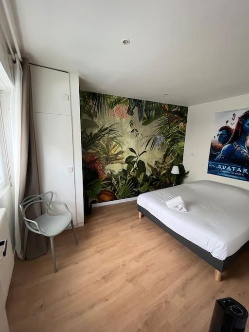 Hollywood 9 People - Khbnb Center Apartament