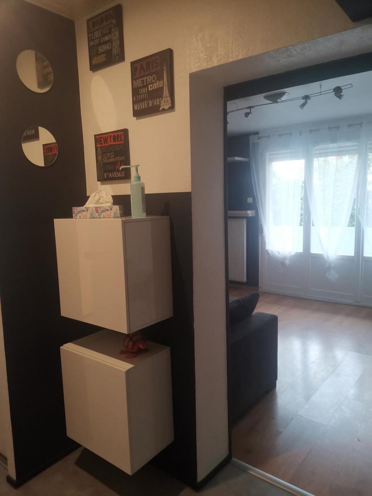 Pretty 4-room In A Quiet Area 3 Bedrooms Apartment Strasbourg