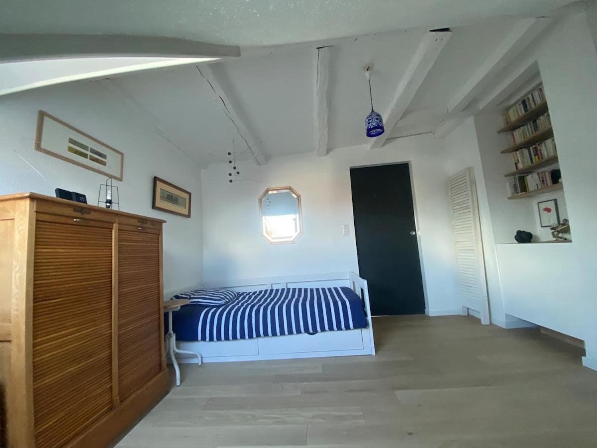 Spacieux Et Lumineux Au Centre De Appartement *