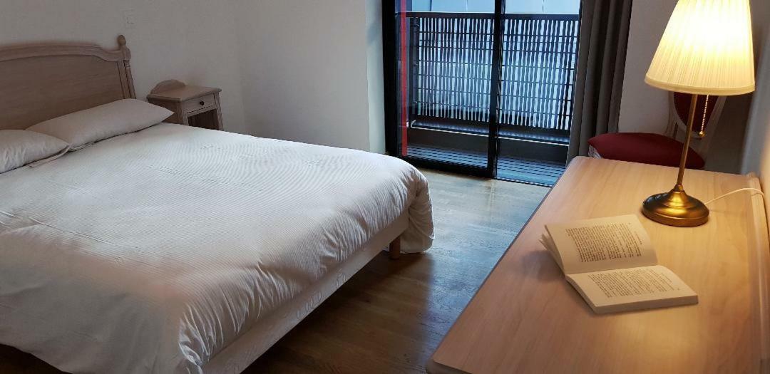 Aparthotel Medicis *