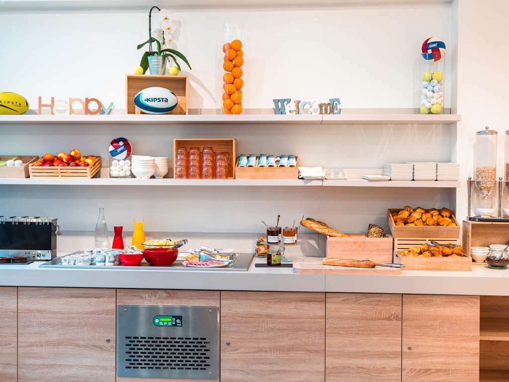 Hotel Ibis Styles Stade De La Meinau 3*