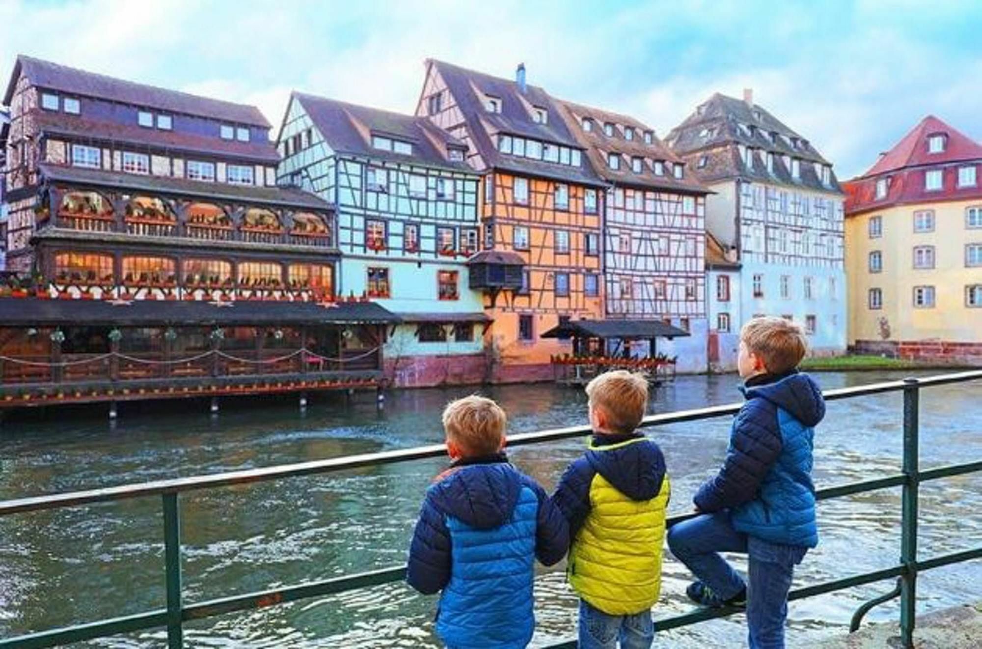 In Center, With Wonderful View And Wifi Straßburg
