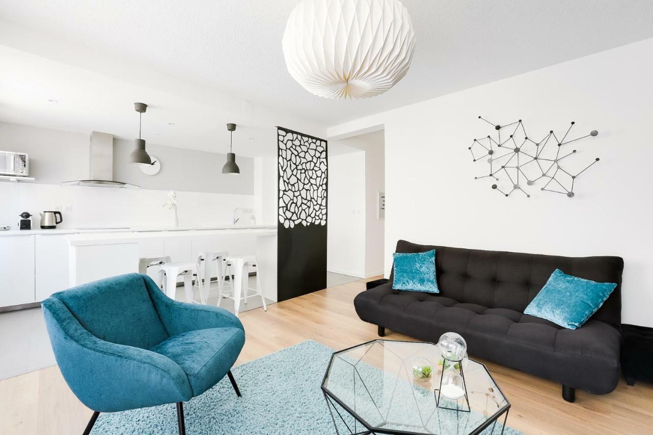Naeva Feng Shui Apartment
