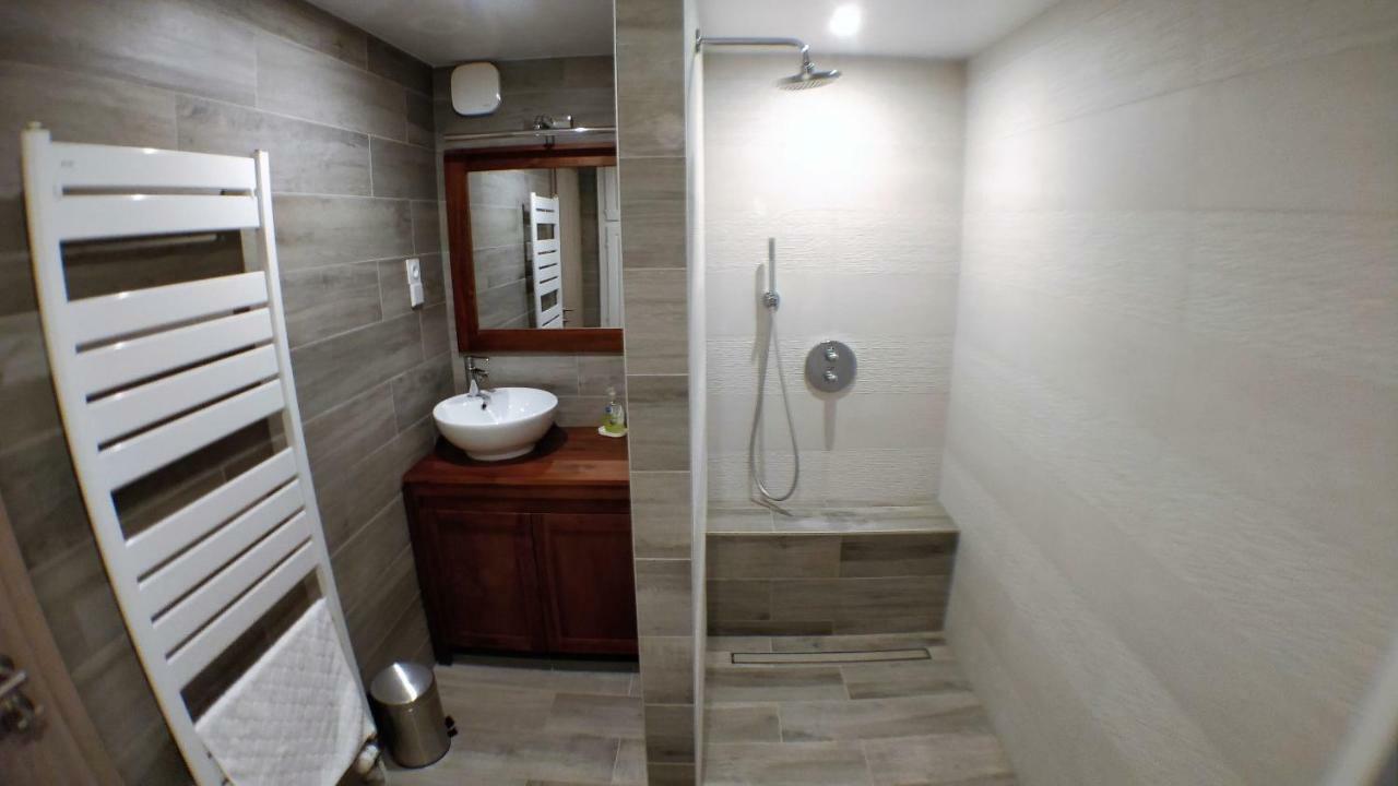 Holiday home Maison Des Ecluses F3 90m2 Jacuzzi Climatisation Strasbourg