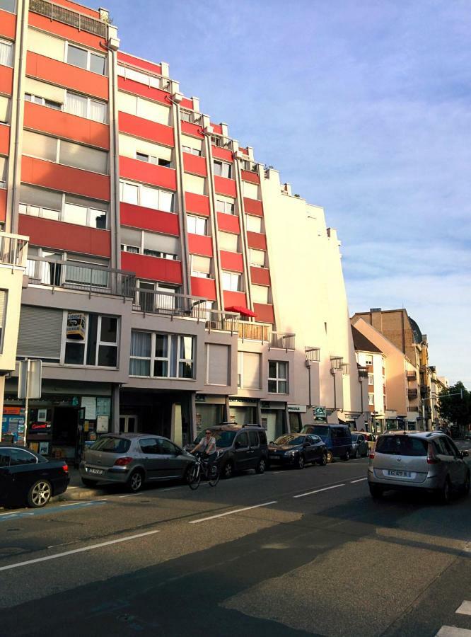 Meuble Plume-parking-quartier Vivant Apartment *